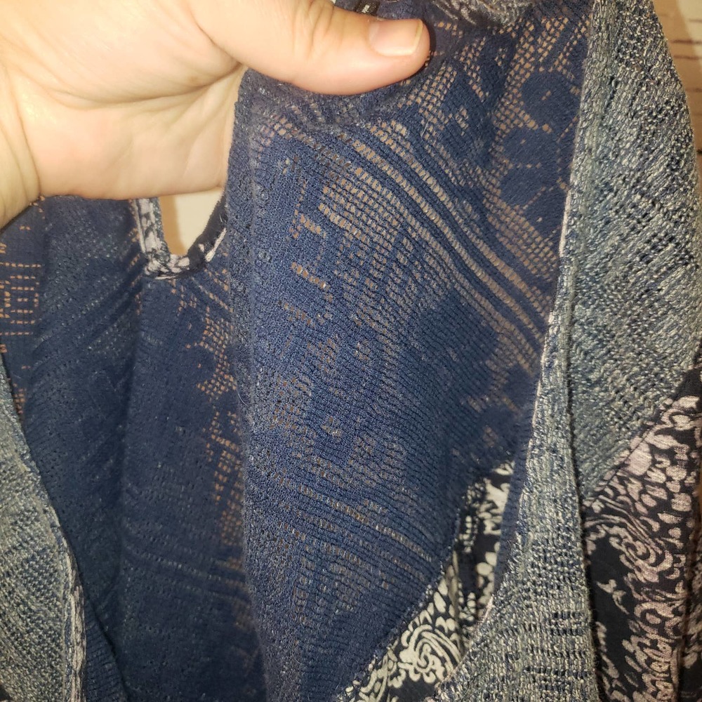 Anthropologie Akemi + Kin Marcella Floral Boho Top | Large - Picture 10 of 11